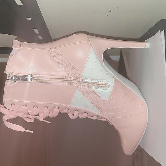 Ankle boots - Picture 3 of 6